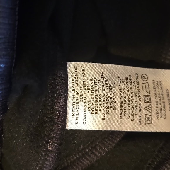 LOFT Black Faux Leather Leggings Sz Medium Petite NWOT - Picture 8 of 8